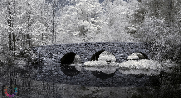 Ponceau à arches - IR - Arch bridge