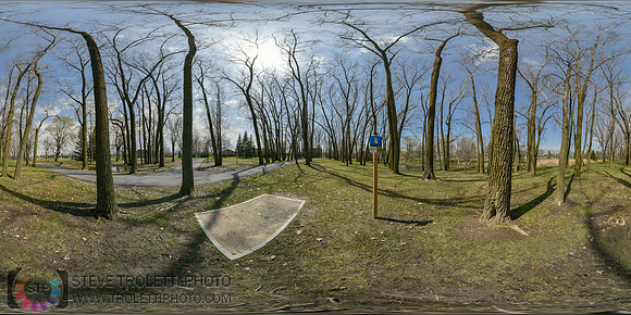 360 Disc Golf Course in Boucherville / Disc Golf Boucherville