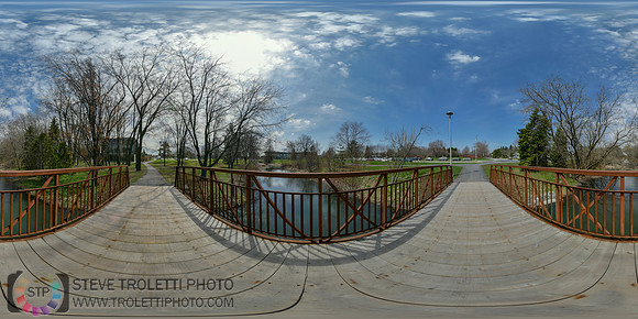 Bridge / Pont parc de la Rivière-aux-pins
