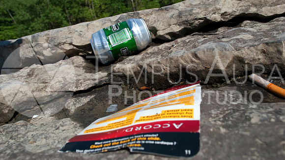Heineken can Accord Cigarettes - Déchets Parc Nature Île-de-la-Visitation Nature Park Litter