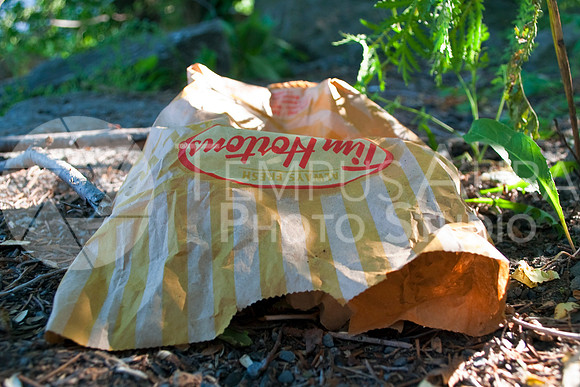 Tim Horons Bag / Sac - Litter / Déchets - Île-de-la-Visitation