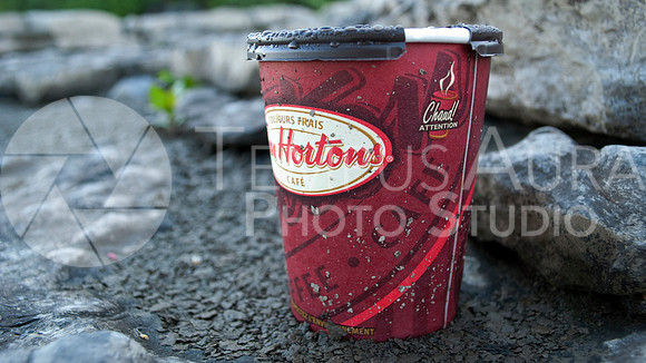 Tim Hortons Litter - Coffee Cup / Déchets Tim Hortons - Tasse de café - DSC-0709